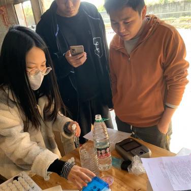 肇慶某環(huán)保企業(yè)便攜式水質(zhì)檢測儀裝機培訓(xùn)現(xiàn)場